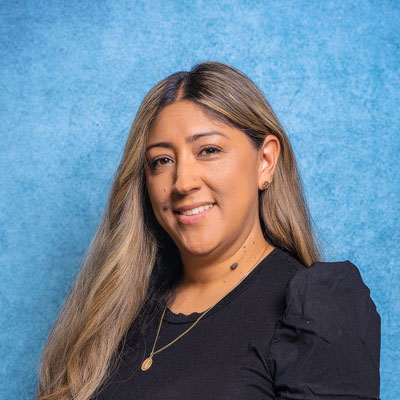 Mrs. Adriana Hernandez